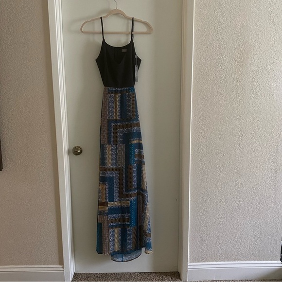 Like Mynded Blue Geometric Women's Partially Backless Maxi Dress Size S NWT - Picture 2 of 14
